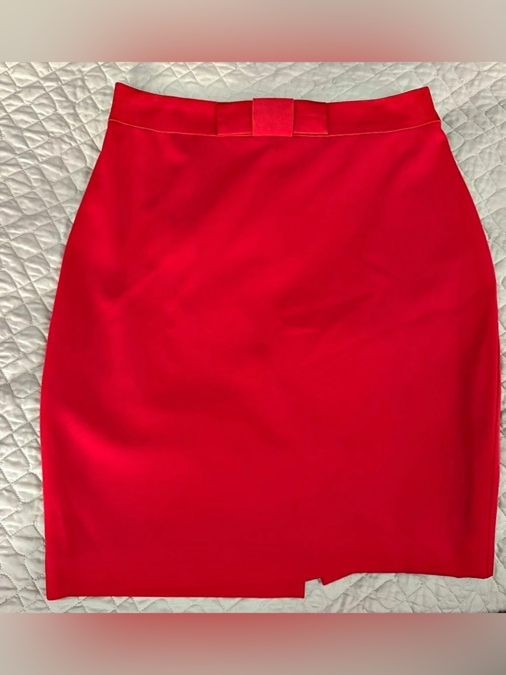 Ann Taylor Red Bow Pencil Skirt Size 6P Like New